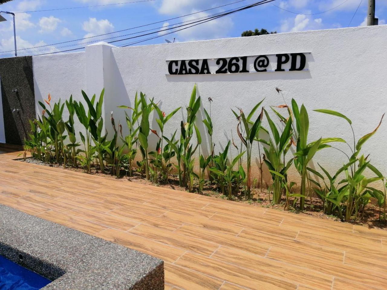 פורט דיקסון Casa261 Homestay Pd מראה חיצוני תמונה